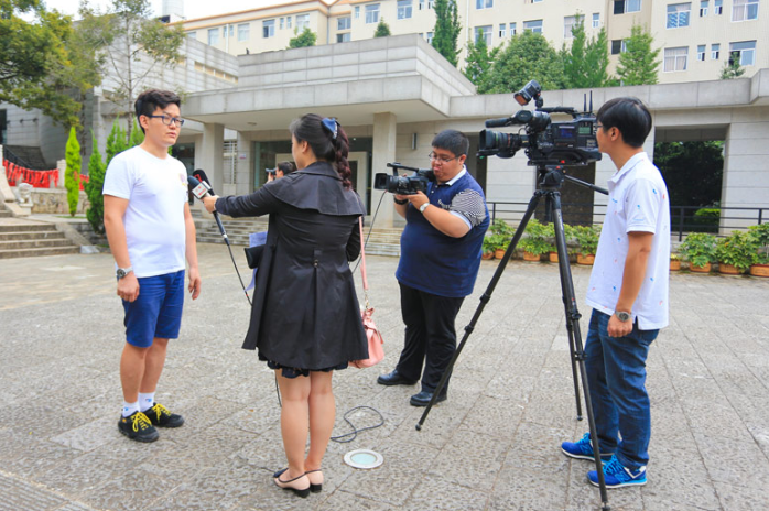 “江浙兴起两头婚：男不娶女不嫁 孩子随父姓也随母姓”