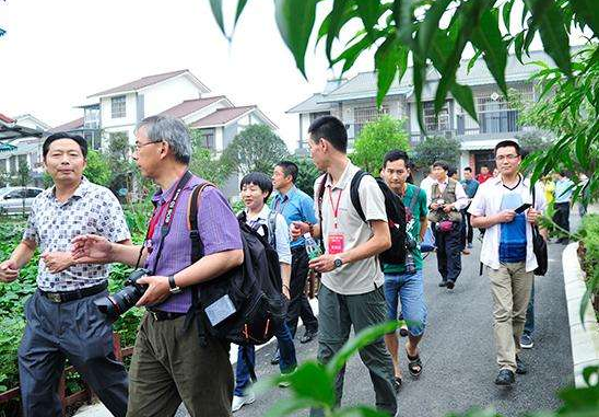 “优惠加码、避寒游热度上升 这个冬季旅游市场不寒冷”