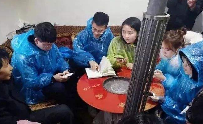 “北大清华课程开始互选 打破大学间的“围墙”还需几步”