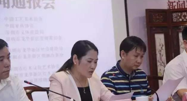 “一女子为过户京牌结离婚28次 北京警方：严打”