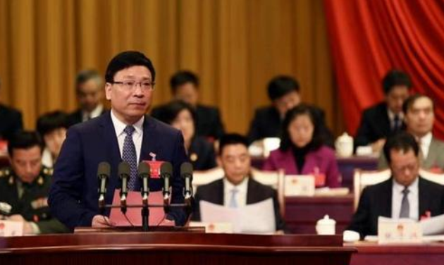 “77.4%受访青年认为应该勇于“破圈”尝试多元文化”