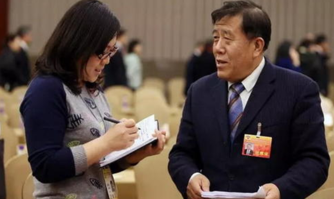 “净化老年花费环境 让老年人放心花费便利维权”
