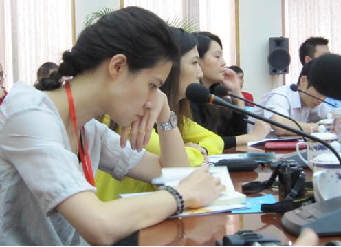 “读者点赞“只提地点不提人”的原因并不简单”